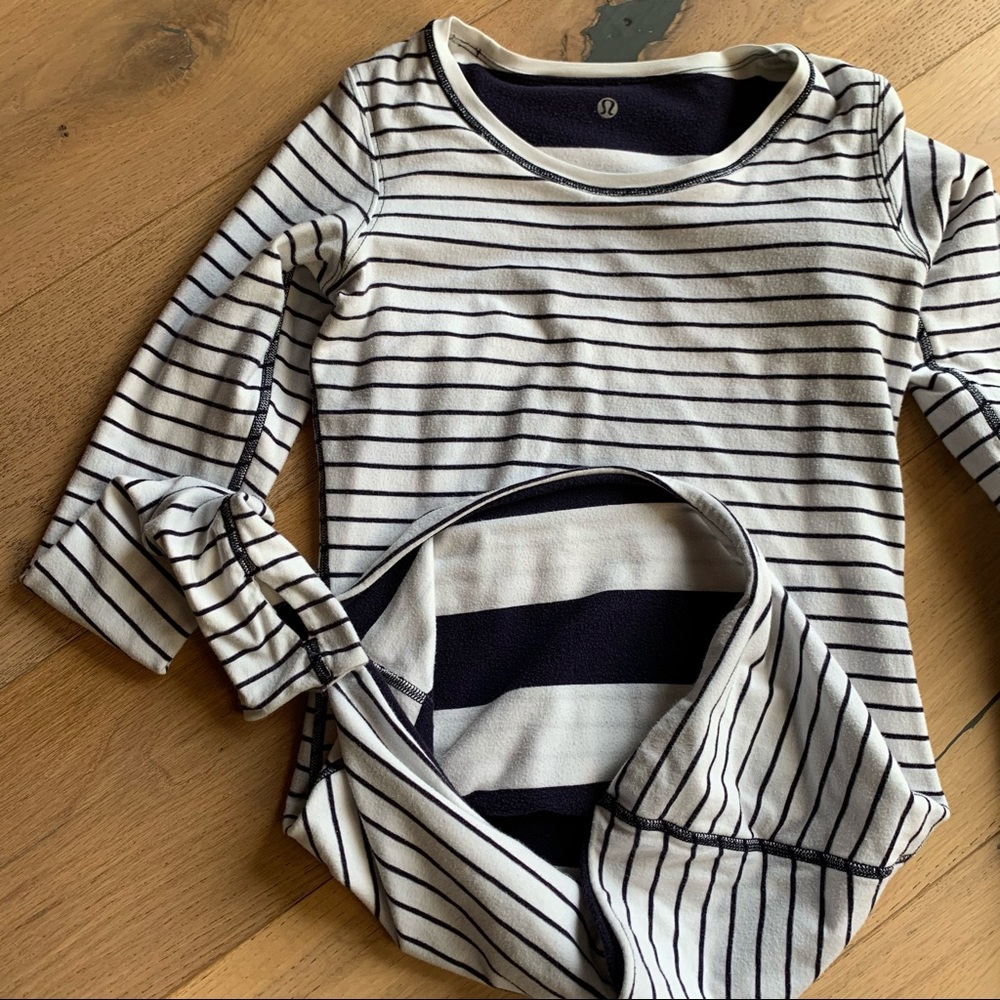 Lululemon Cabin reversible long sleeve size 4